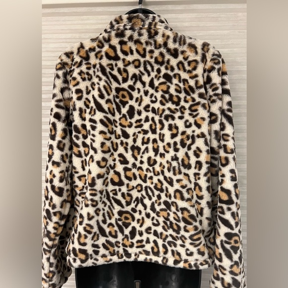 ANDREE BY UNIT FAUX FUR LEOPARD JACKET SIZE SMALL - Picture 11 of 16